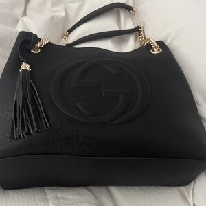 Gucci Black Leather Shoulder Bag with Gold Chain